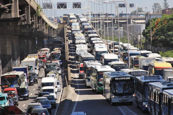Congestionamento no Rio aumenta 500%