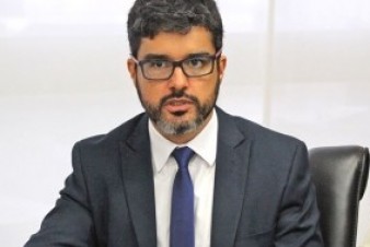 Secretário Adrualdo Catão fala sobre inovações para 2024 no primeiro dia do Maio Amarelo