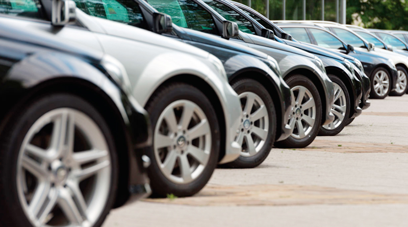 Vendas de carros registram queda de 76,3% em abril