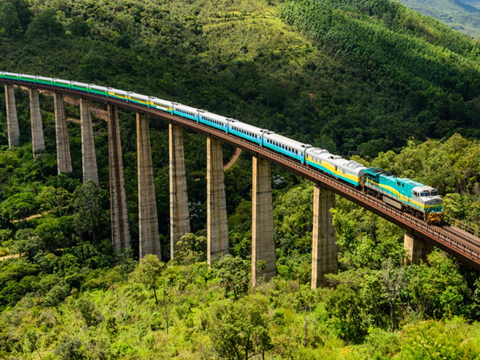 Vale suspende viagens da linha de trem Vitória-Minas por causa de erosão