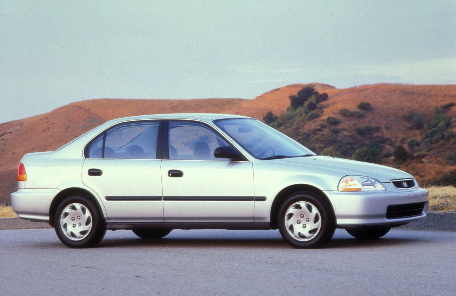 Honda chama 35 mil carros de 4 modelos para desativar airbag do motorista