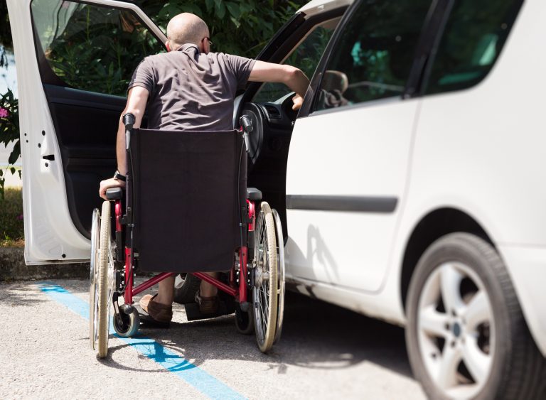 Câmara debate isenção de IPI sobre automóveis para pessoa com deficiência