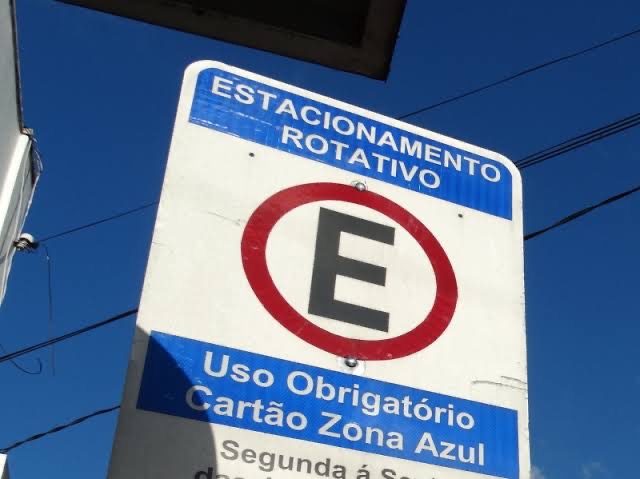 Semob-JP lança edital para novo sistema para estacionamento rotativo