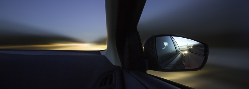 Retrovisor: Como ajustar os espelhos do carro corretamente