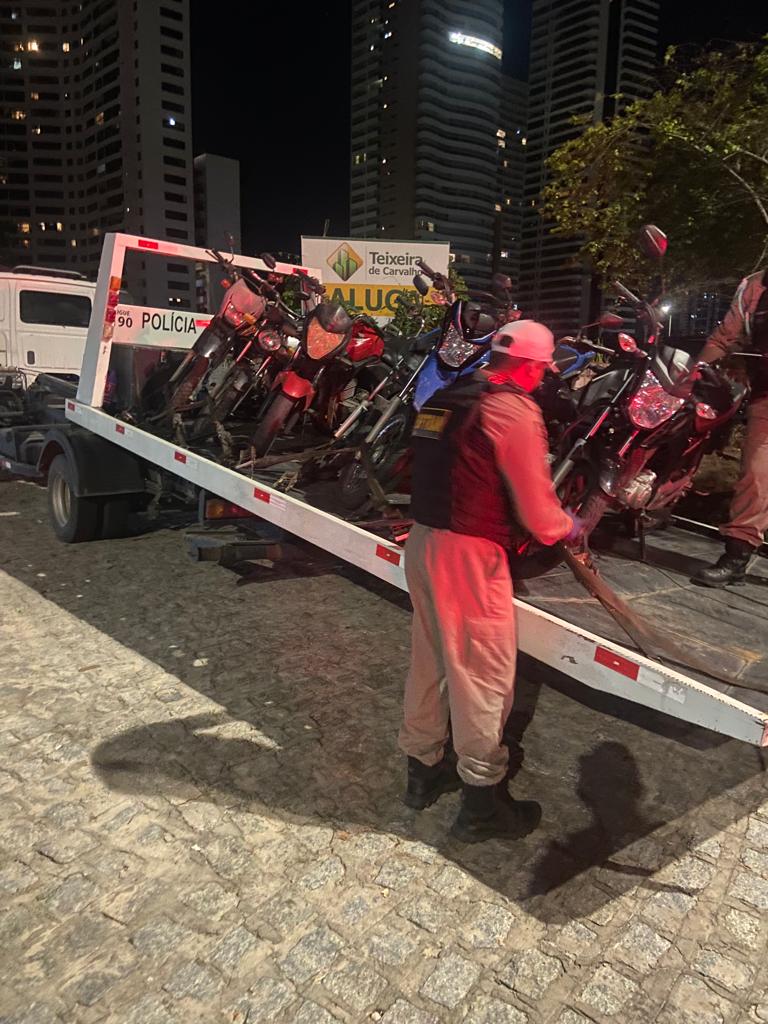 FIM DO BARULHO: PM apreende motos com irregularidades durante “rolezinho”