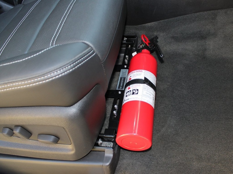 Afinal, extintor de incêndio no carro poderá ser obrigatório novamente?
