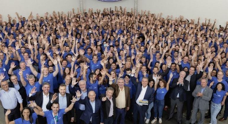 Ford vai contratar 500 engenheiros para centro de tecnologia no Brasil