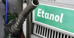 Congresso promulga lei que libera venda direta de etanol a postos de combustíveis