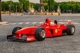 Ferrari invicta guiada por Schumacher deve ser vendida por R$ 43 milhões em leilão